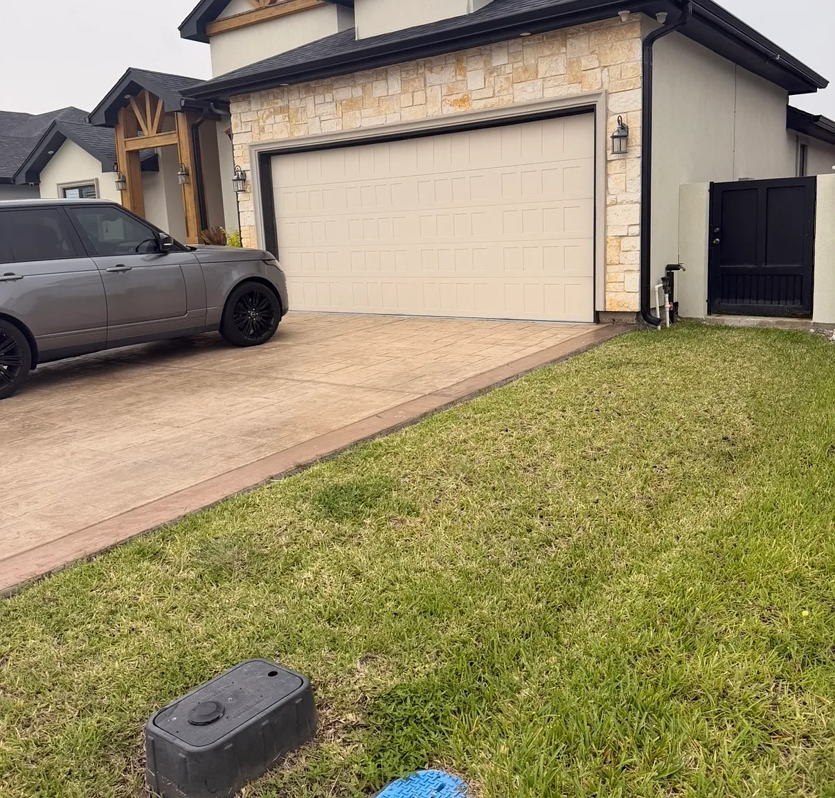 4 bed, 3.5 bath, 2533 sqft, $3,000 — Photo 2
