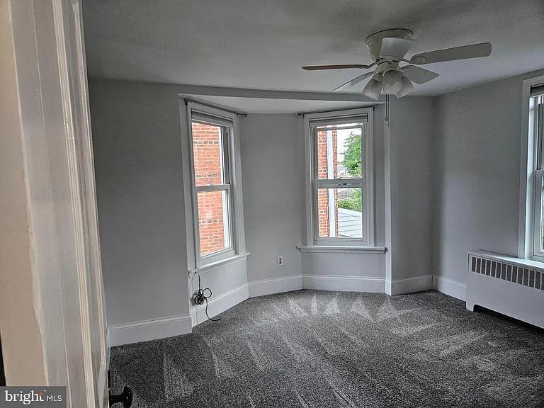353 Jefferson Ave — Photo 15