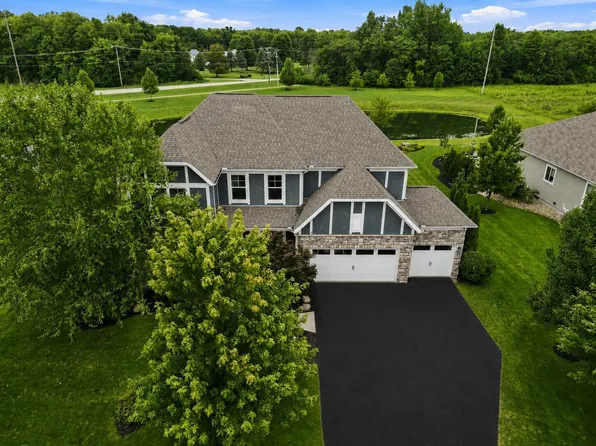 6117 Brookview Manor Dr, Galena, OH 43021