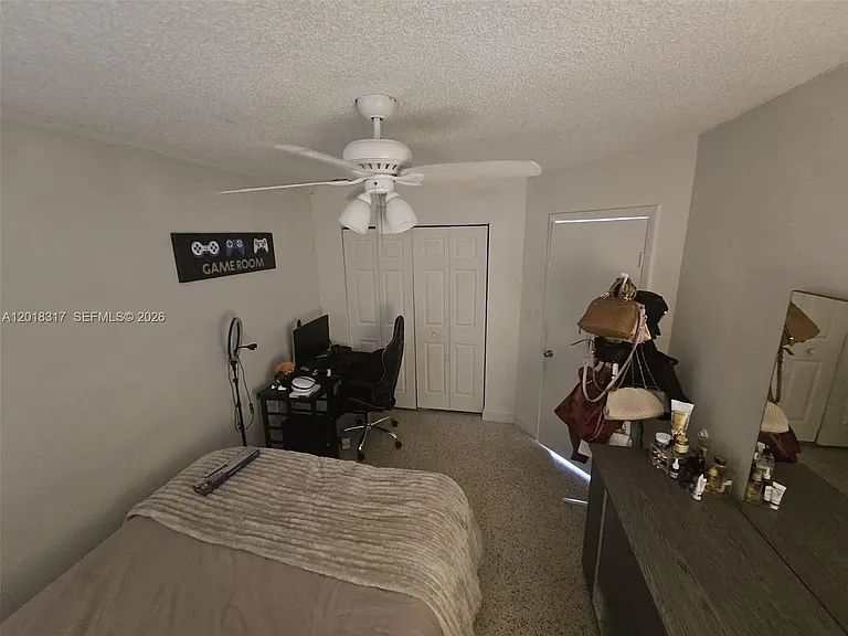 1241 NW 6th St #6 — Photo 10
