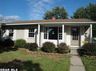 909 Jefferson Ct, Monroe, MI 48161