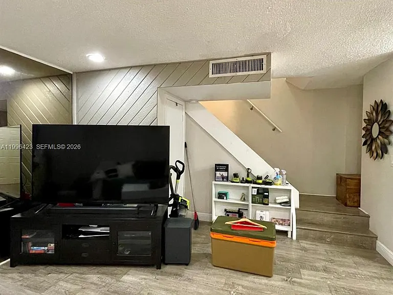 8423 SW 137th Ave #8423 — Photo 13