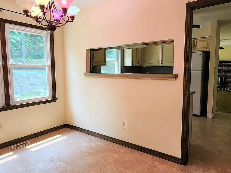408 Deptford Rd — Photo 4