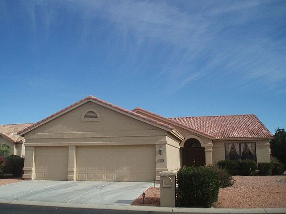 3rd image of 3135 N Couples Dr