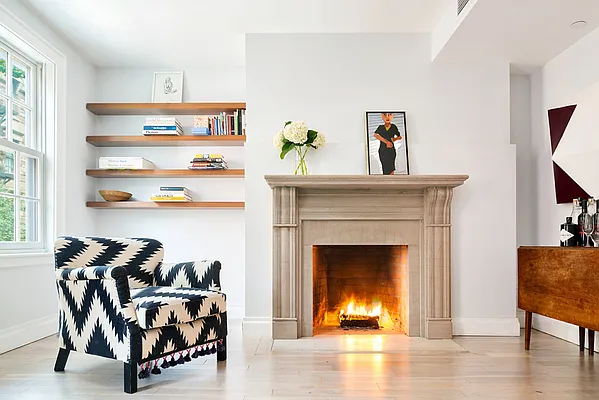 Rented by Compass | media 21