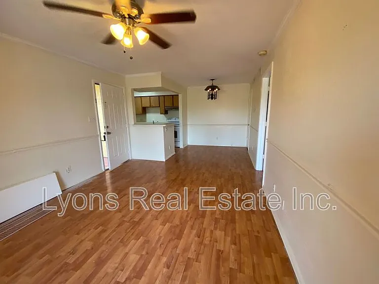 2855 Winkler Ave #124 — Photo 21