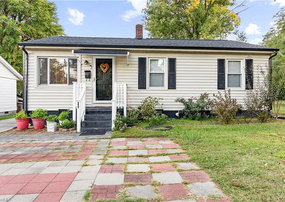 1st image of 2112 Vale Pl