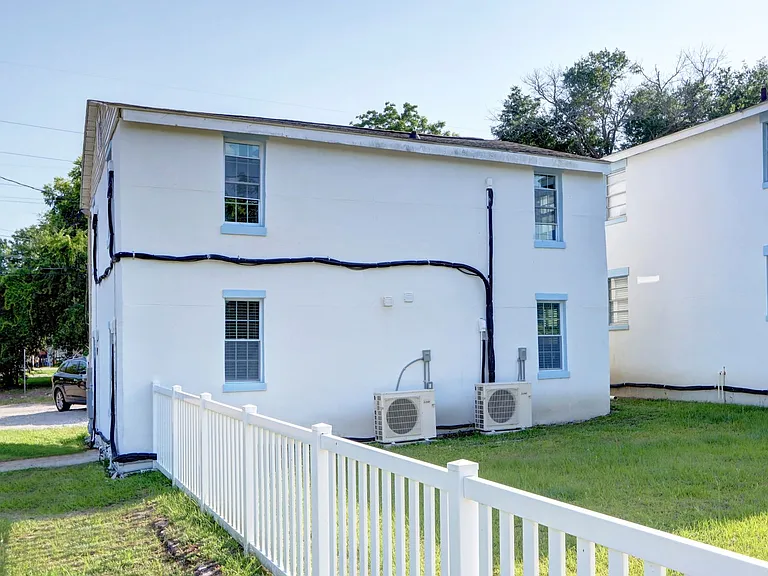 803 Atlantic Ave — Photo 3
