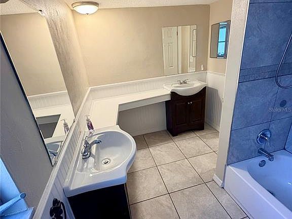 5th image of 10019 Sleepy Hollow Ln
