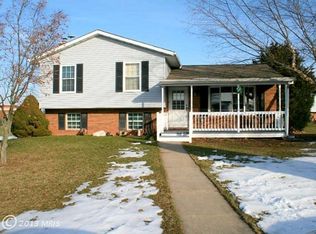 9 Cambridge Ct, Taneytown, MD