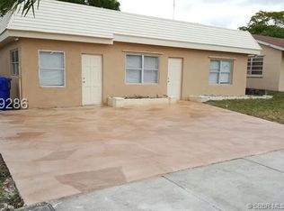 5713 SW 40th St, West Park, FL 33023
