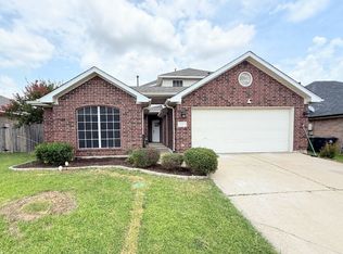 337 Mesquite Hill Dr, Arlington, TX 76002