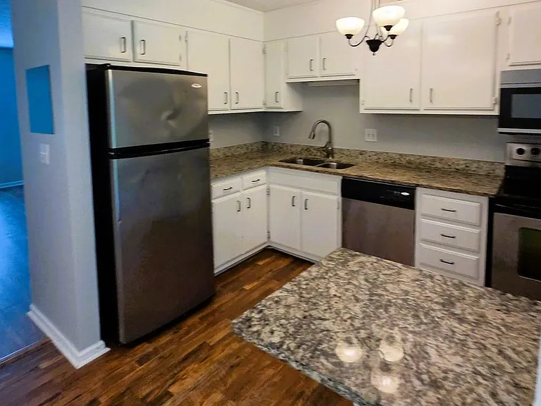1792G Ebenezer Rd — Photo 6