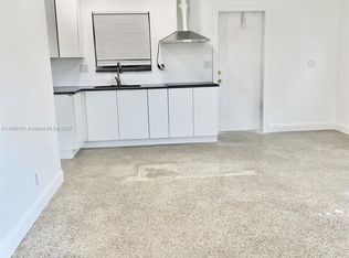 617 SW 9th St #1-2, Hallandale, FL 33009