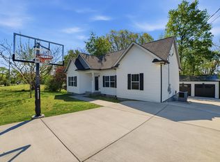 2150 Sunset Dr, White Bluff, TN 37187