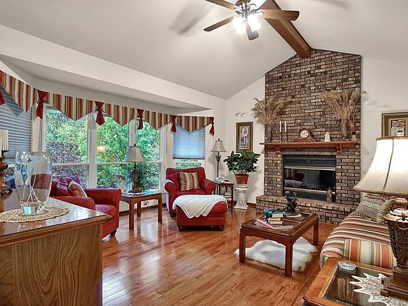 5th image of 5810 Brookstone Terrace Dr