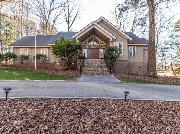 2715 Deerfield Lane N, Wilson, NC 27896
