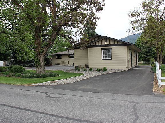 Side drive and extra parking