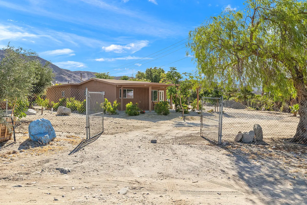 Building Photo - 30450 Desert Rock Rd