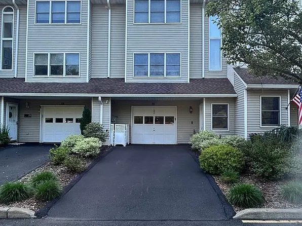 23 Kevin Ct, Congers, NY 10920