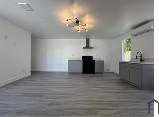 718 E 48th St, Los Angeles, CA 90011