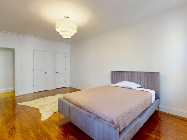 1150 Brighton Beach Avenue image 9 of 18