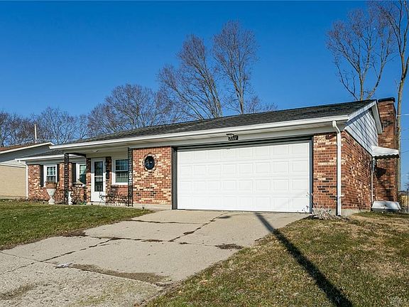 3rd image of 1111 Royalton Dr