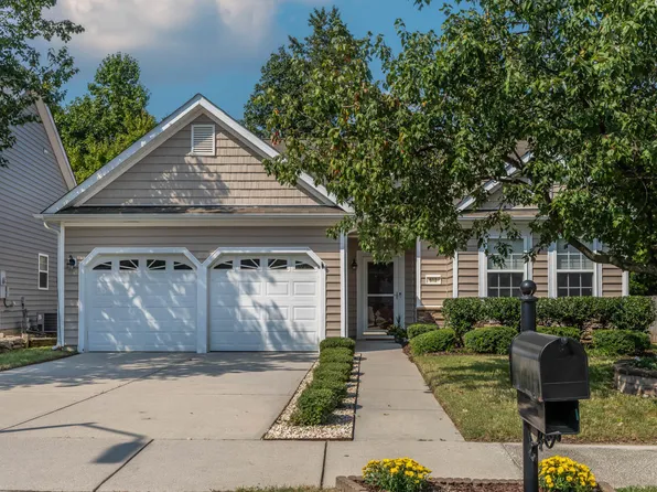 613 Long Melford Dr, Rolesville, NC 27571