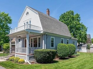 82 Oak St, Lexington, MA 02421