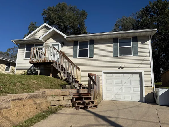 1444 E Park Ave, Des Moines, IA 50320