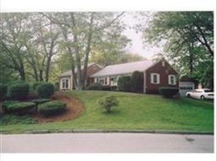 79 Ledgewood Rd, Dedham, MA 02026