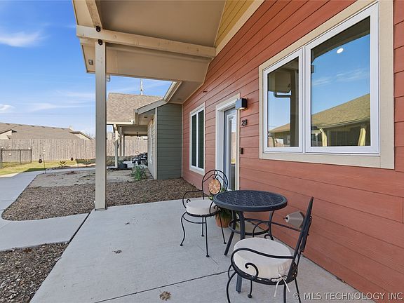 2nd image of 7141 S Quincy Ave #29