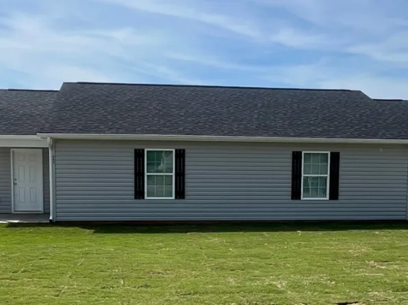 3951 Greenpond Rd, Woodruff, SC 29388