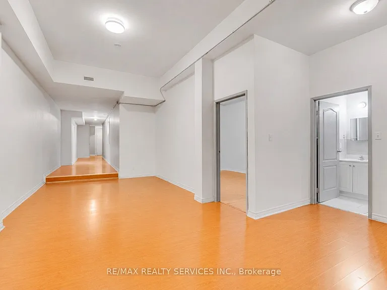 66 King St E #6B — Photo 7