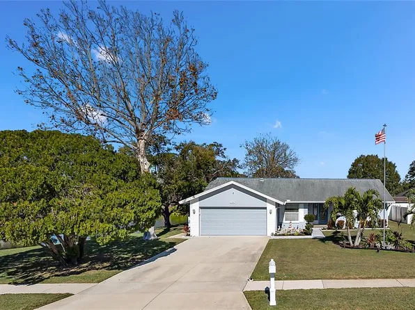 8297 100th Ave, Seminole, FL 33777