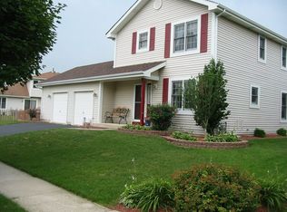 2805 Stacia Ct, Joliet, IL 60431