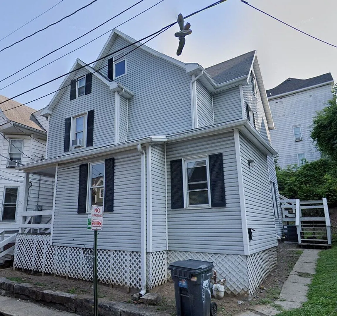 409 Forest Avenue — Photo 1