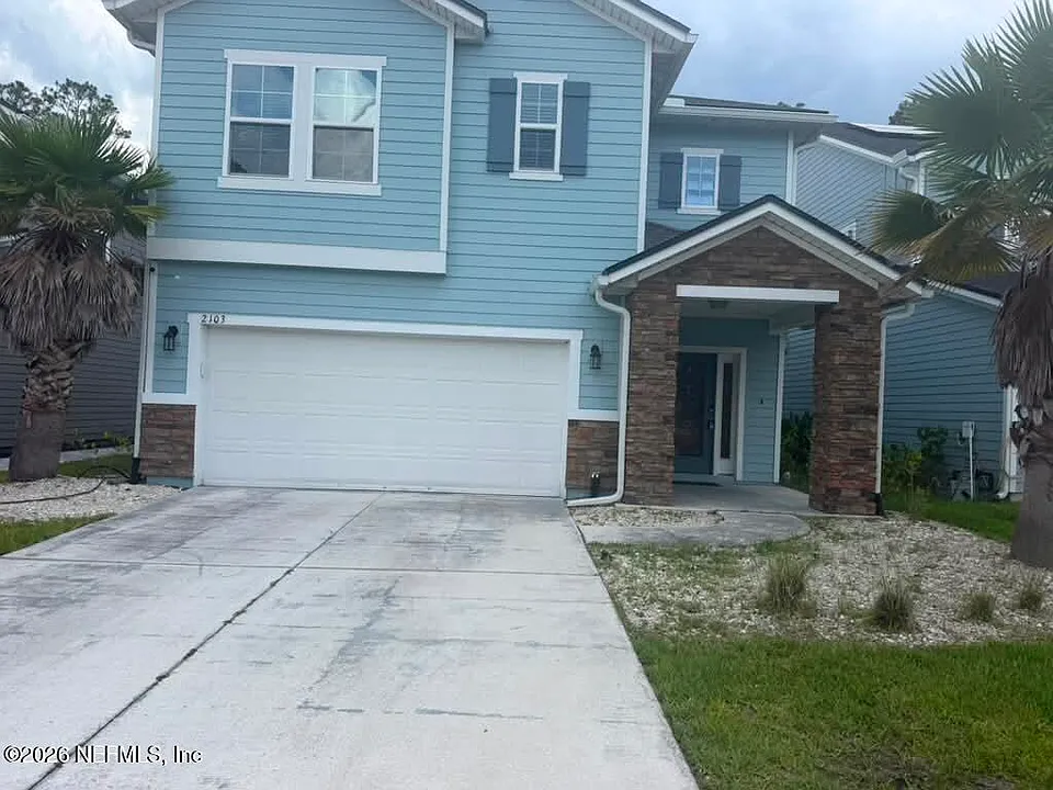 2103 Hawkeye Pl