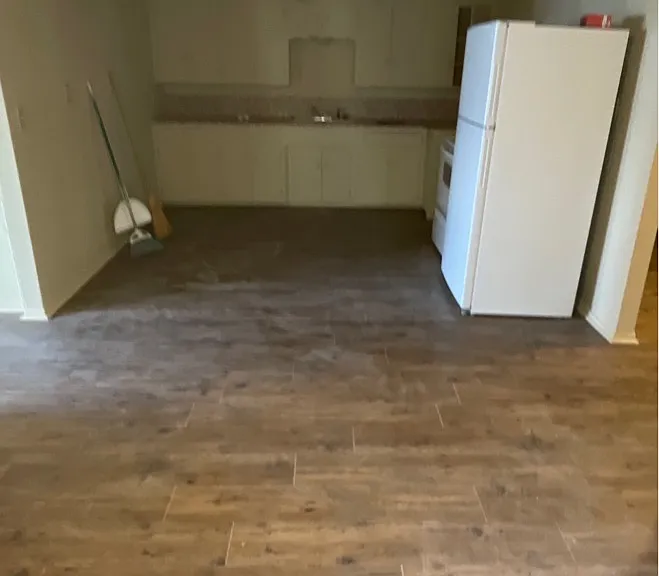 102 W Main St #2A — Photo 39