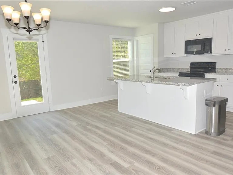 45 Haddington Ct — Photo 10