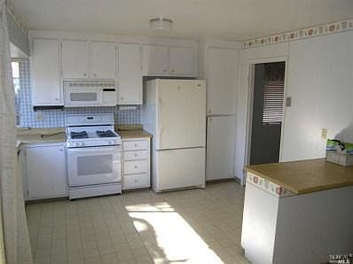 5th image of 1395 Mac Donald Ct