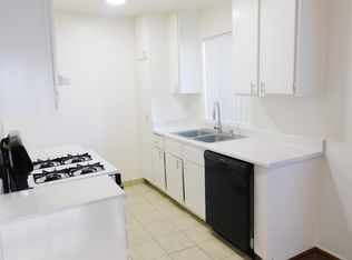 13518 Burbank Blvd APT 2, Sherman Oaks, CA 91401