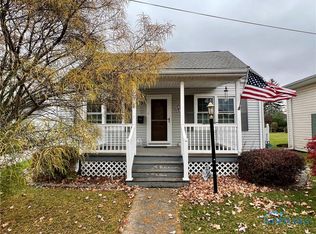 69 Warren Ave, Tiffin, OH 44883