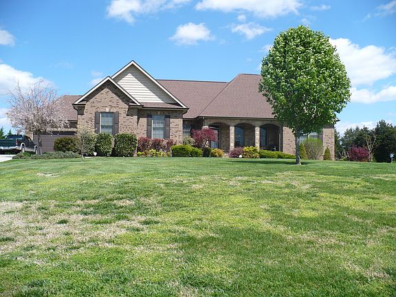 2nd image of 314 Sawyers Ct