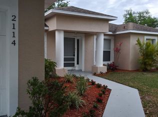 2114 SW Salmon Rd, Port Saint Lucie, FL 34953