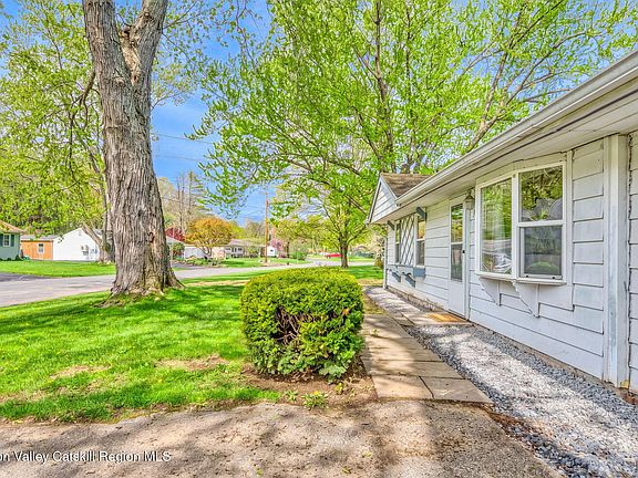 2nd image of 38 Melissa Road