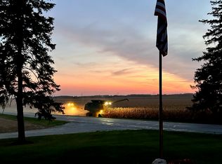 185 Smoke Rd, Valparaiso, IN 46385