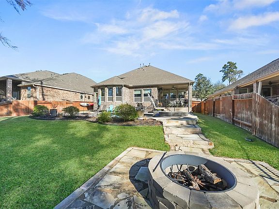 3rd image of 3547 Falcon Way