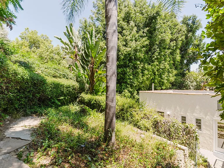 11036 Fruitland Dr — Photo 28