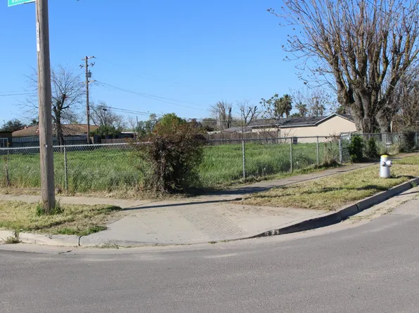 412 E Grove Ave, Fresno, CA 93706